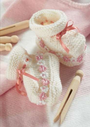 Twenty to make - Knitted Baby Bootees