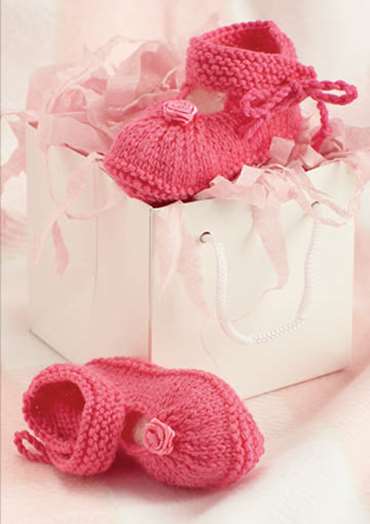 Twenty to make - Knitted Baby Bootees